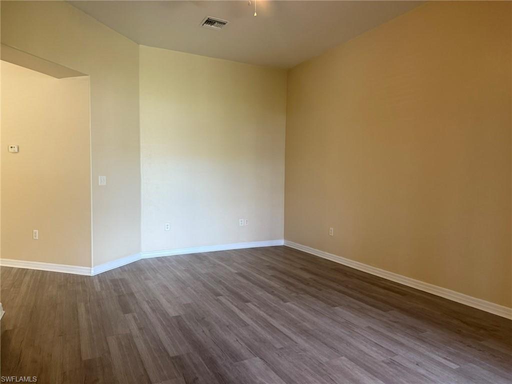 102 Cultural Park Blvd S Property Photo 8