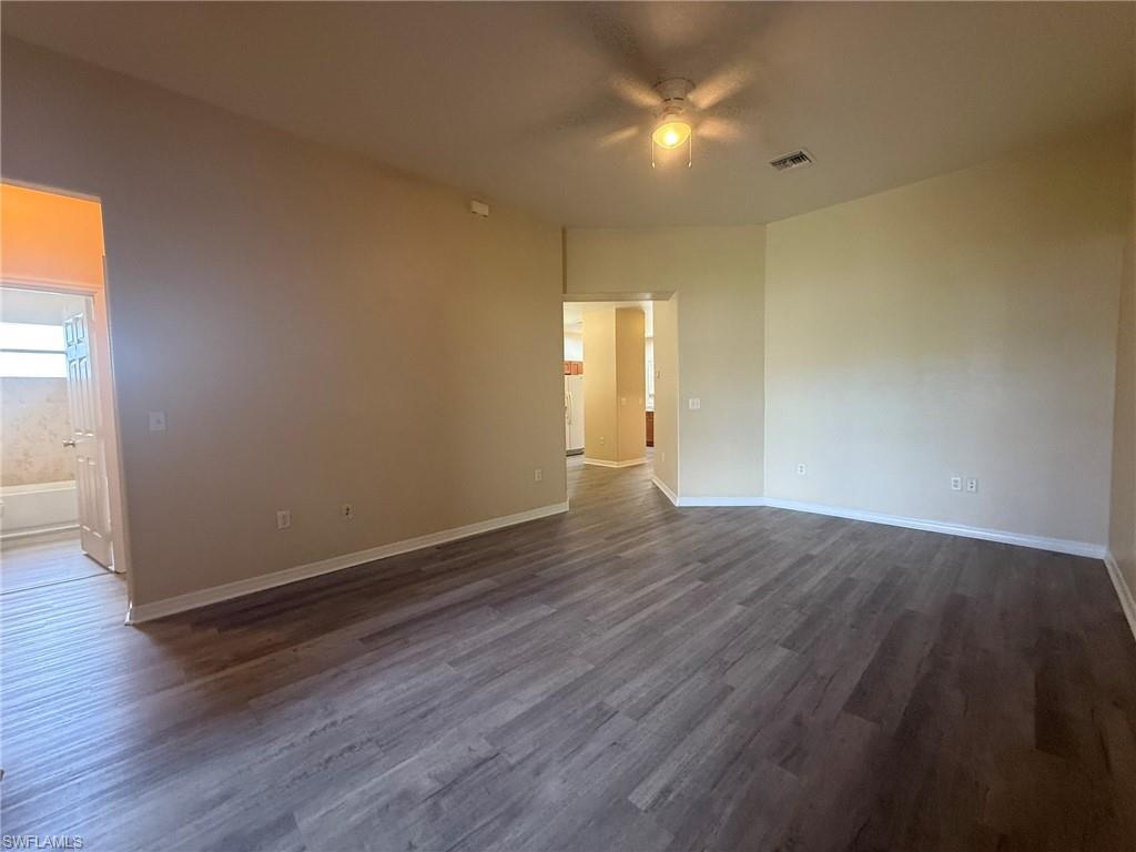 102 Cultural Park Blvd S Property Photo 9