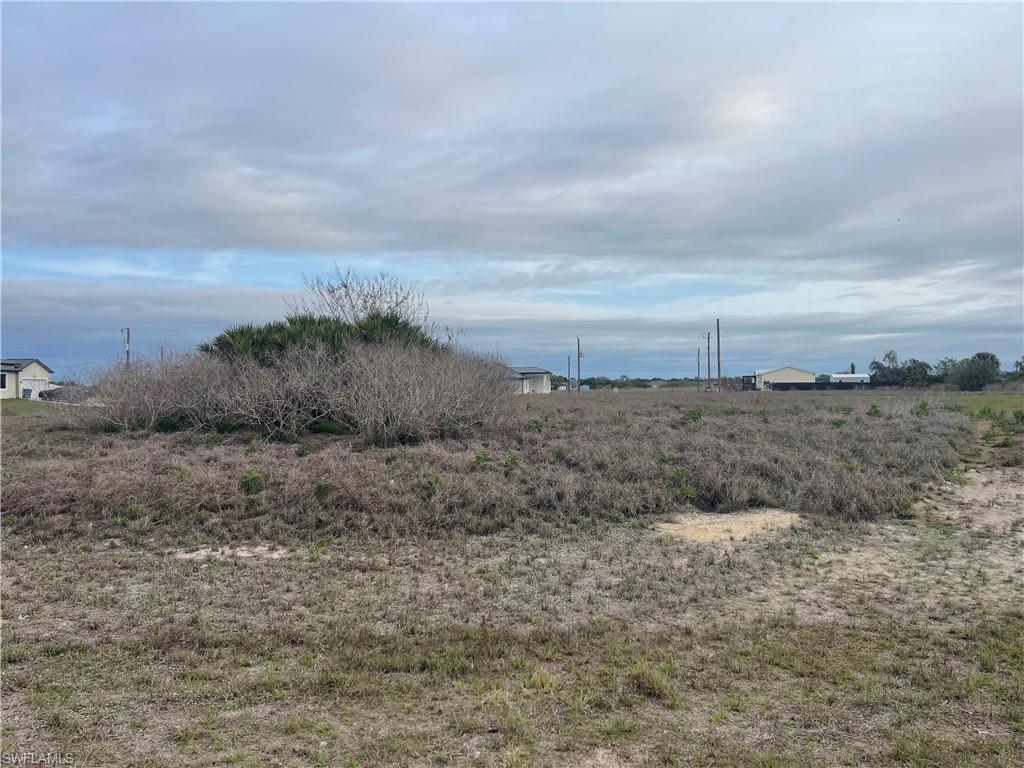 7002 Lotus Ct Property Photo 2