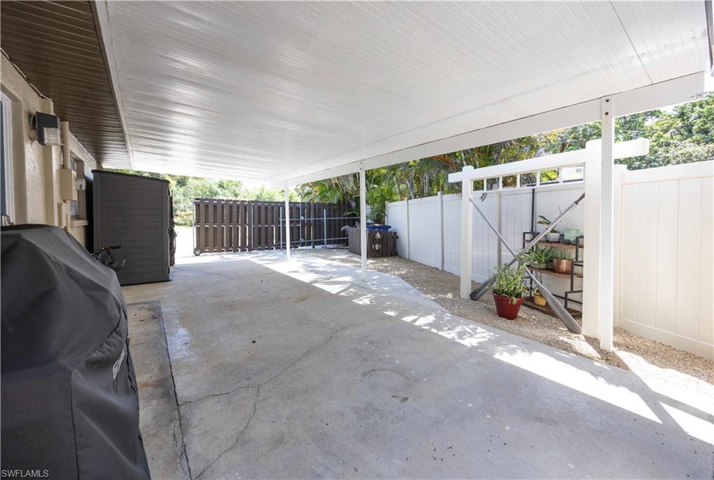 13438 Caribbean Blvd Property Photo 32