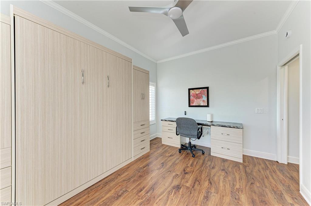 14813 Laguna Dr 401 Property Photo 41