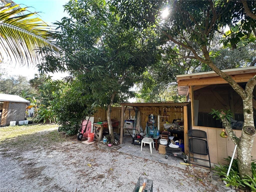 9320 Buckingham Rd Property Photo 3