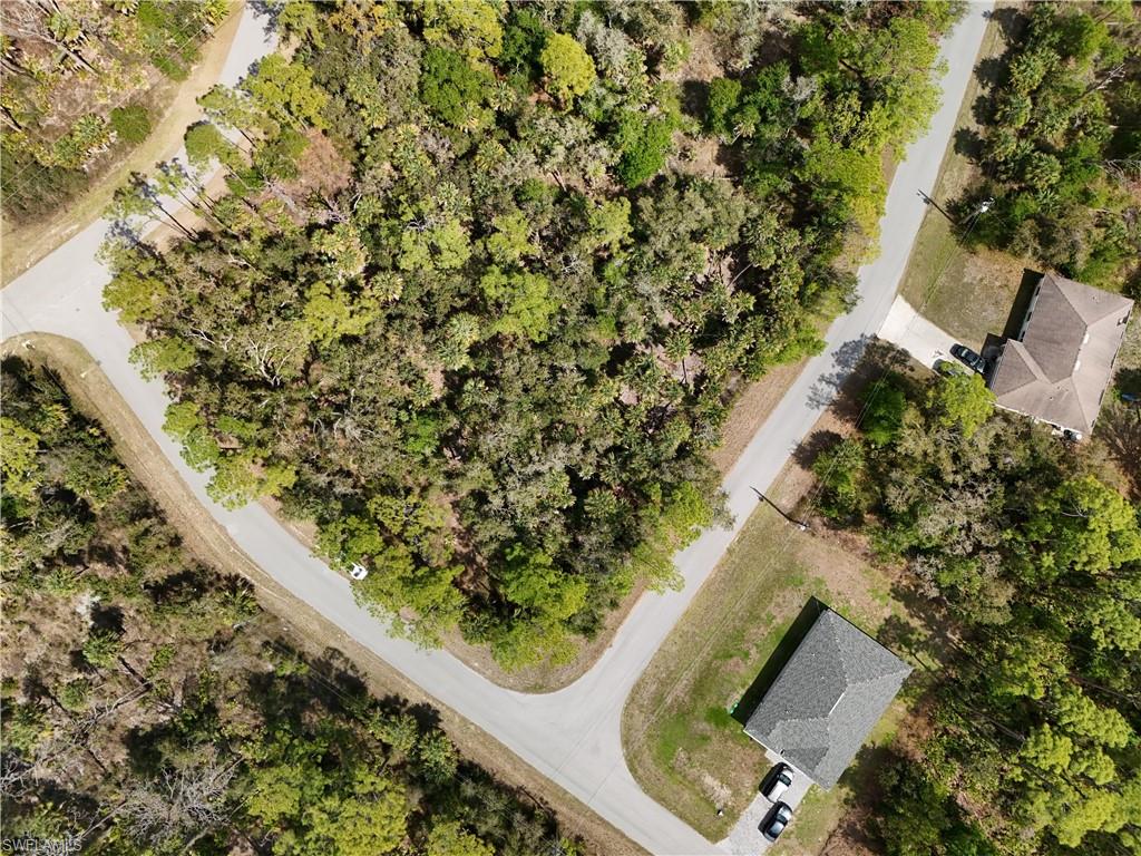 Landry Ave Property Photo 16