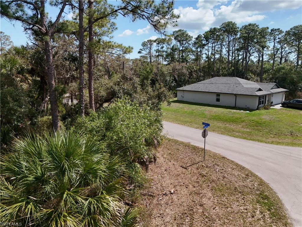 Landry Ave Property Photo 27