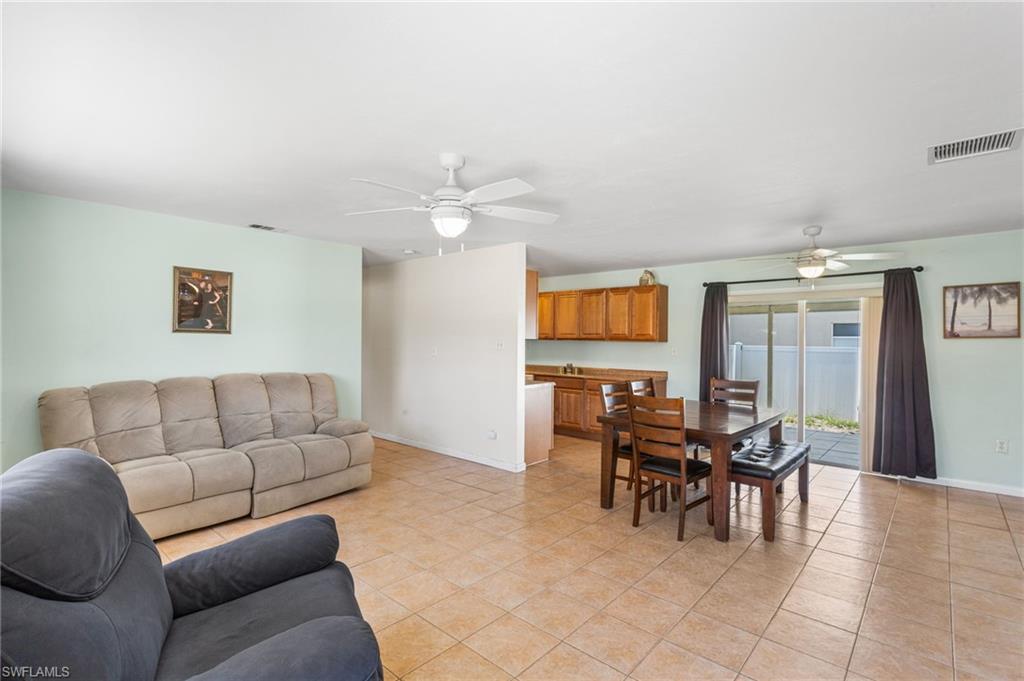2803 W Cypress Ave Property Photo 6