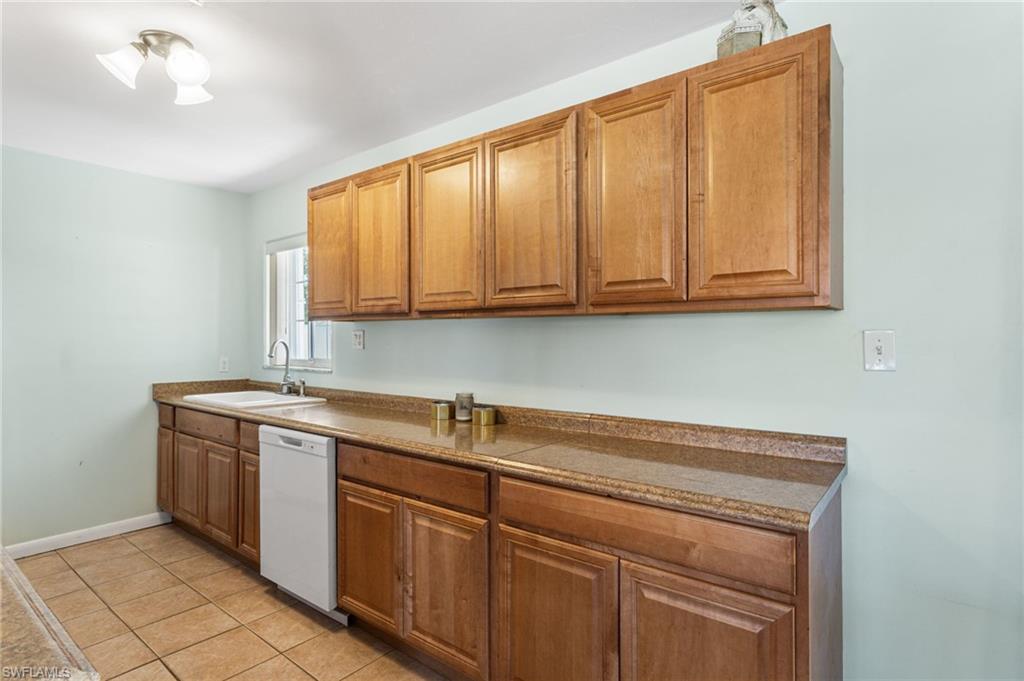2803 W Cypress Ave Property Photo 12