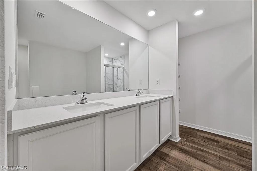 852 Franklin Ct Property Photo 9