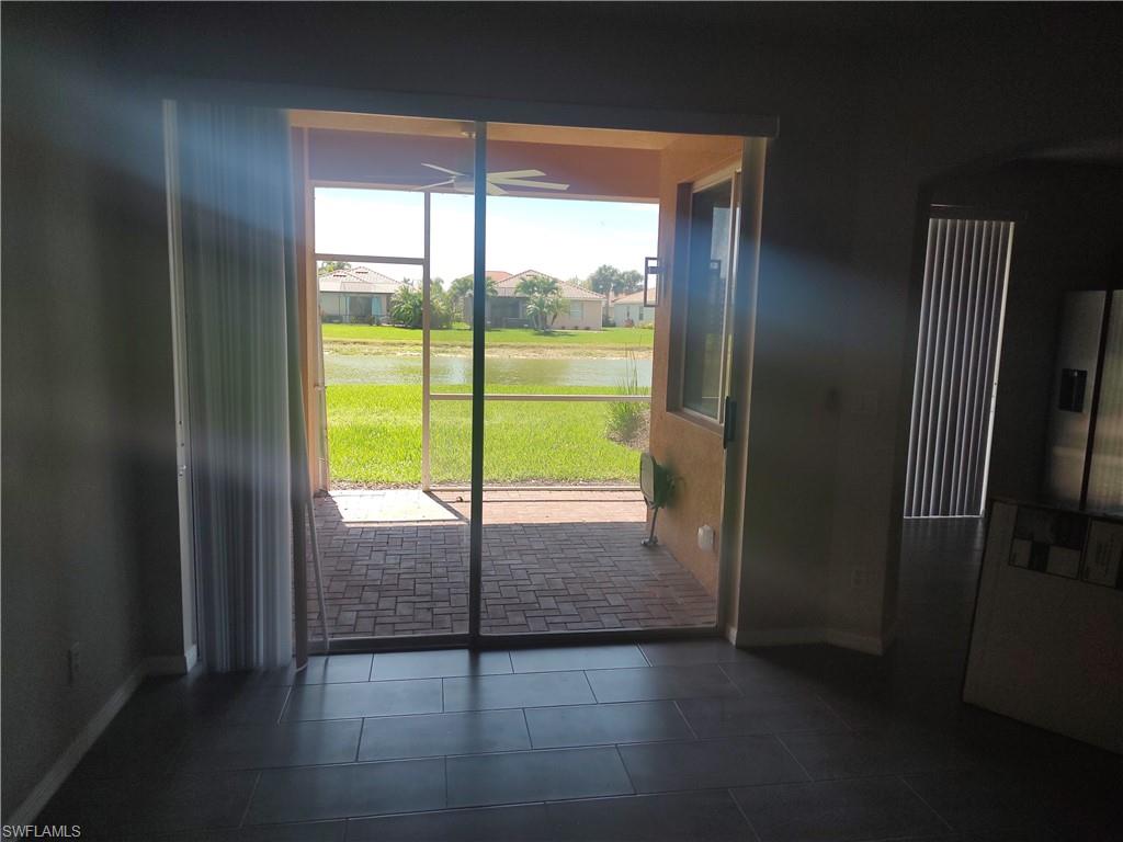 2434 Laurentina Ln Property Photo 4