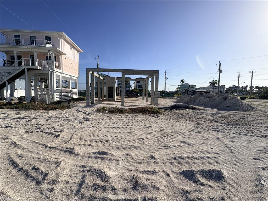 452 Estero Blvd Property Photo 1