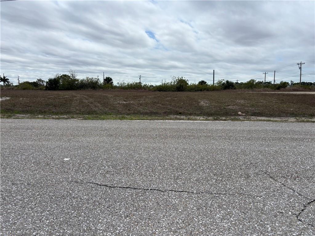 2320 Nw 25th Ter Property Photo 2