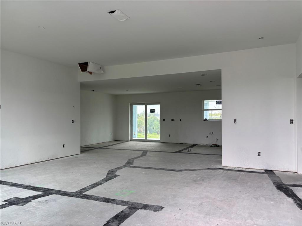 15256 Hennipen Cir Property Photo 8