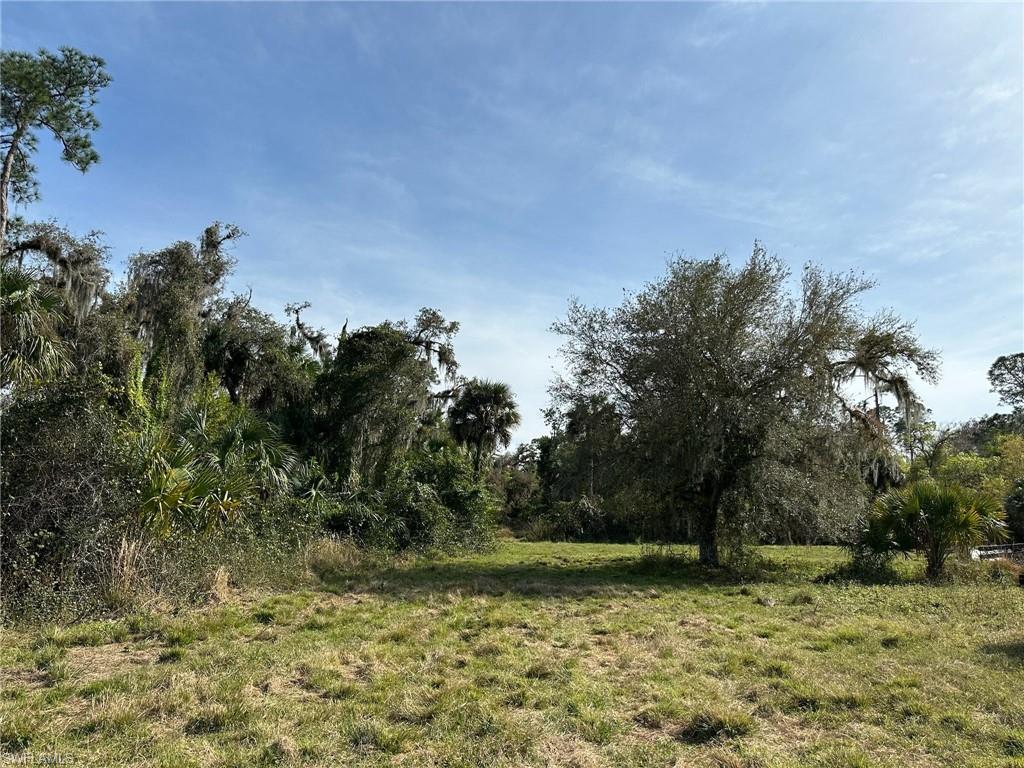 Secretariat Dr Property Photo 1