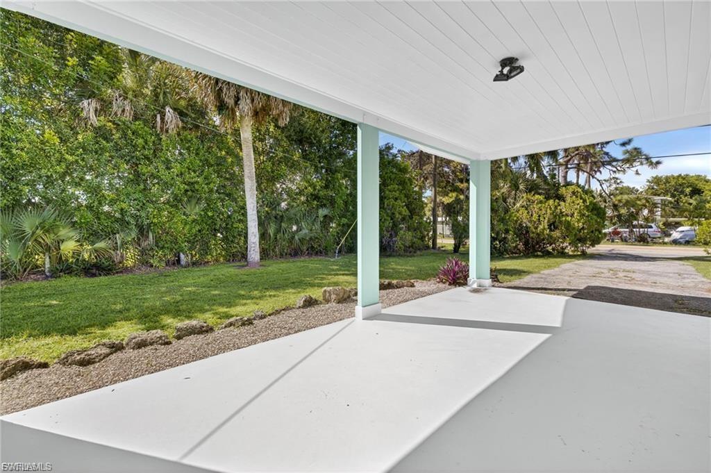 21 E Mariana Ave Property Photo 3