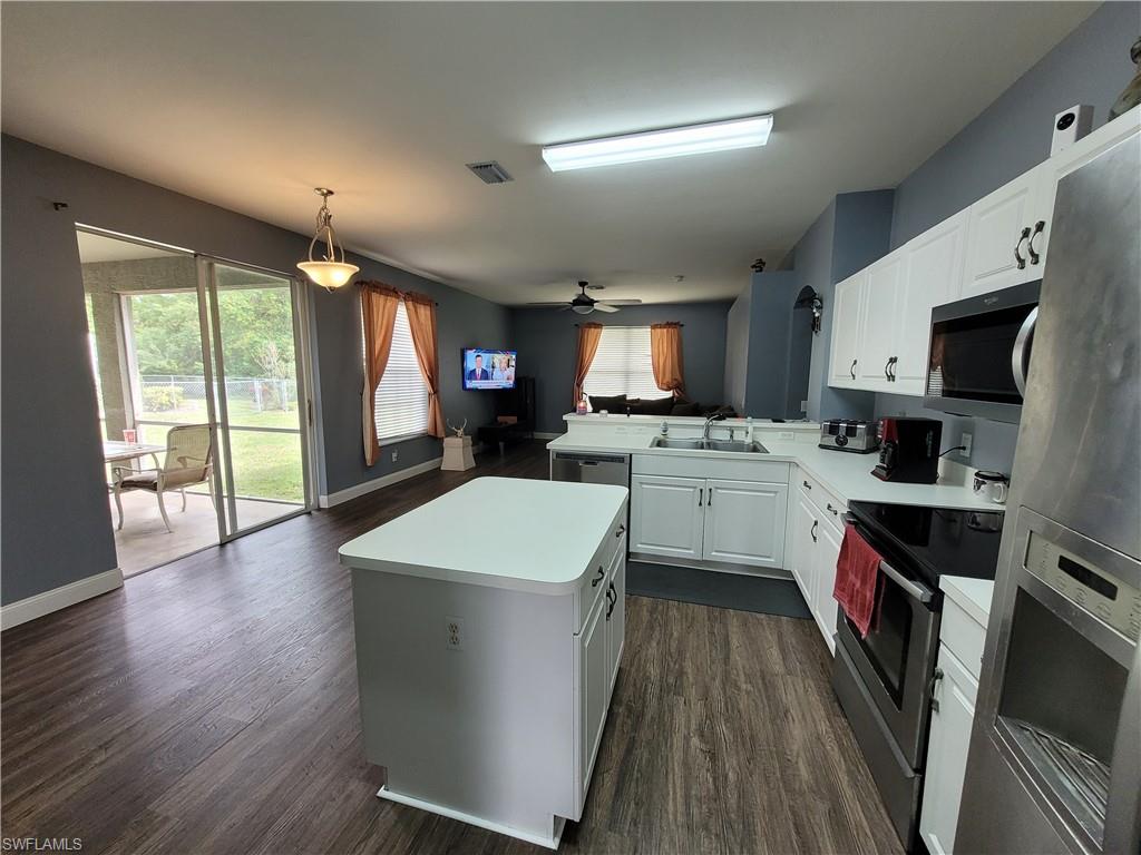 4409 Varsity Lakes Dr Property Photo 16