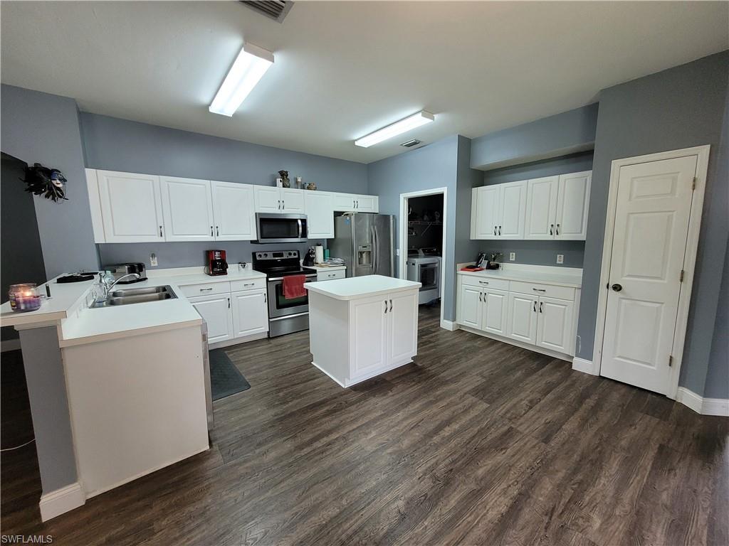 4409 Varsity Lakes Dr Property Photo 17