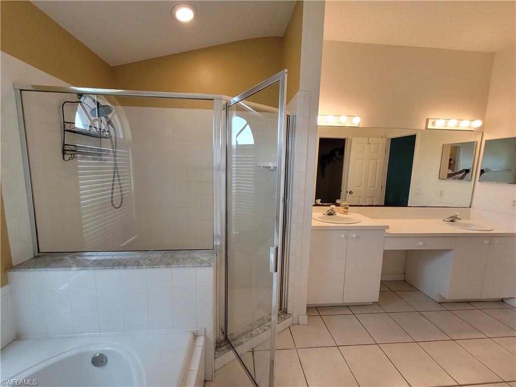 4409 Varsity Lakes Dr Property Photo 22