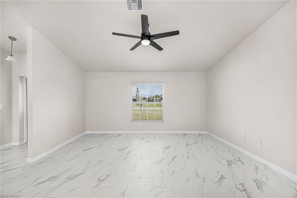 124 Ne 15th Ter Property Photo 10