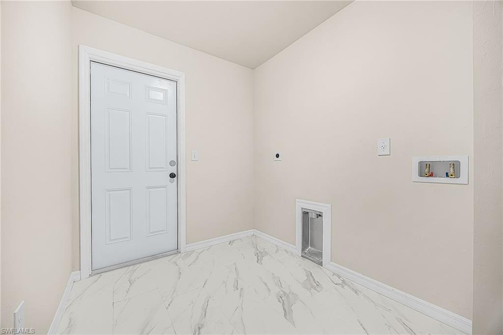 124 Ne 15th Ter Property Photo 17