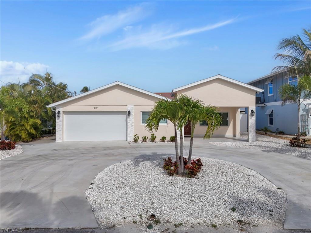 107 Albatross St Property Photo 26
