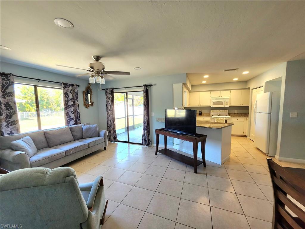 12938 5th St Property Photo 19