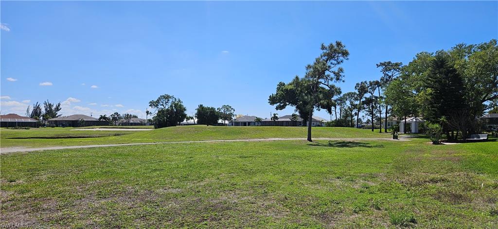 1511 Nw 26th Pl Property Photo 3