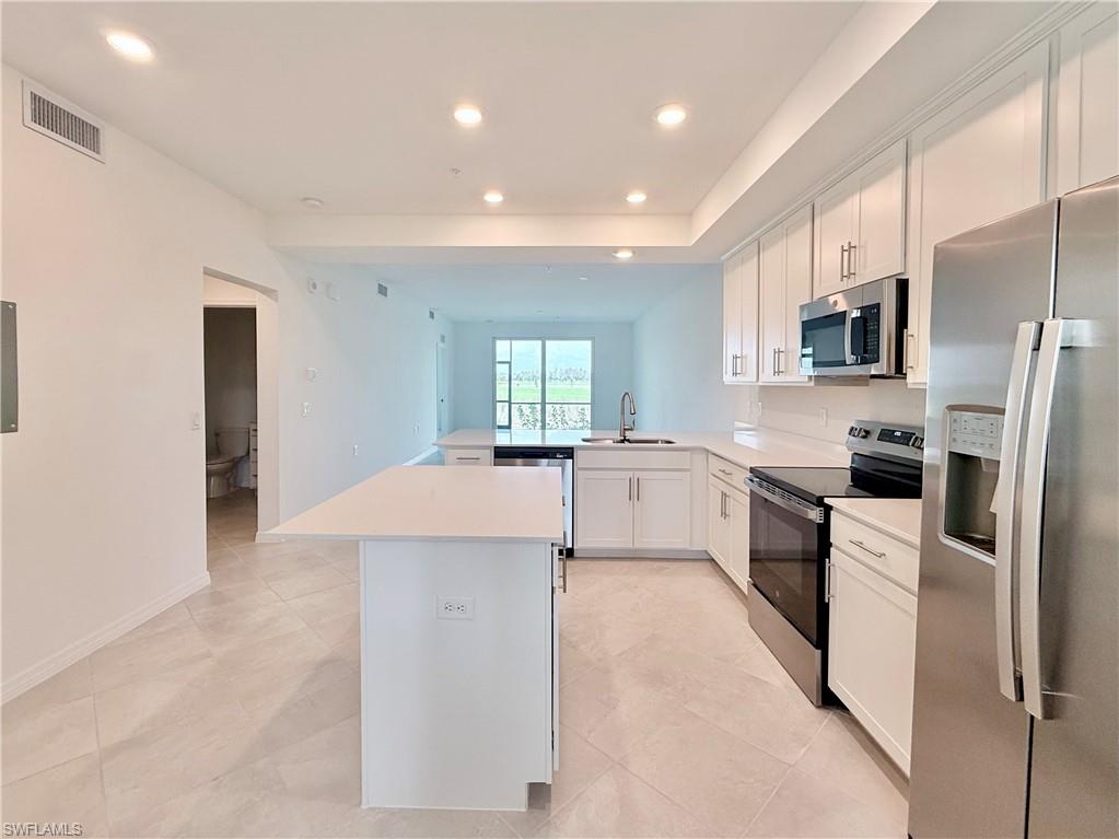 15285 Green Acres 415 Property Photo 4