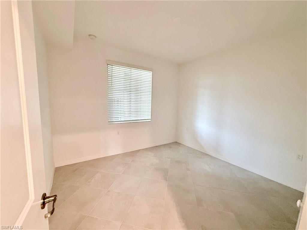 15285 Green Acres 415 Property Photo 7