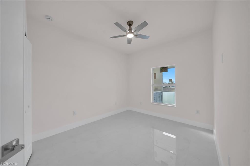 2909 63rd St W Property Photo 30