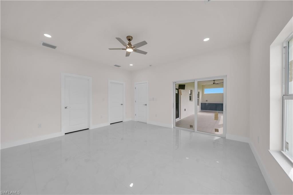 2909 63rd St W Property Photo 37