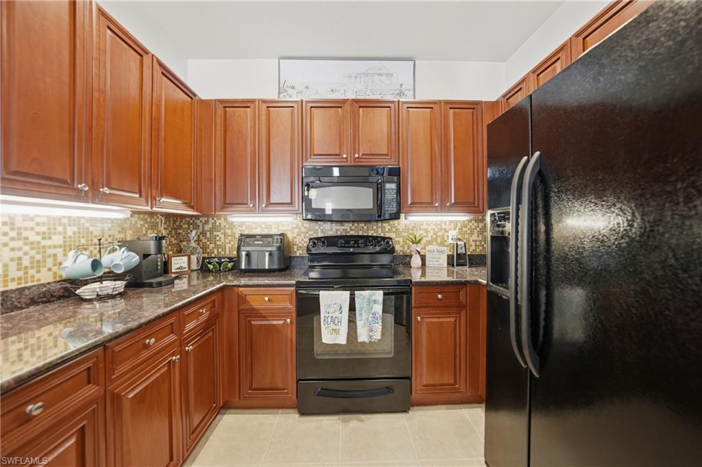 17288 Acapulco Rd 421 Property Photo 6