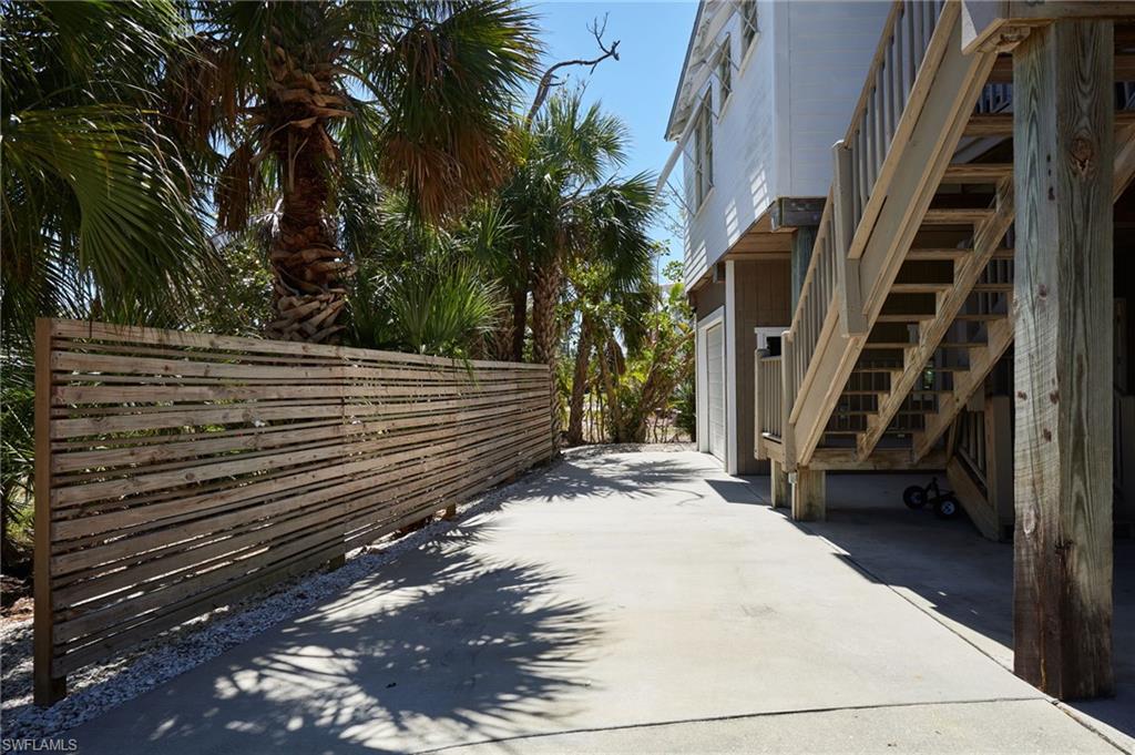 16247 Boyce Dr Property Photo 3