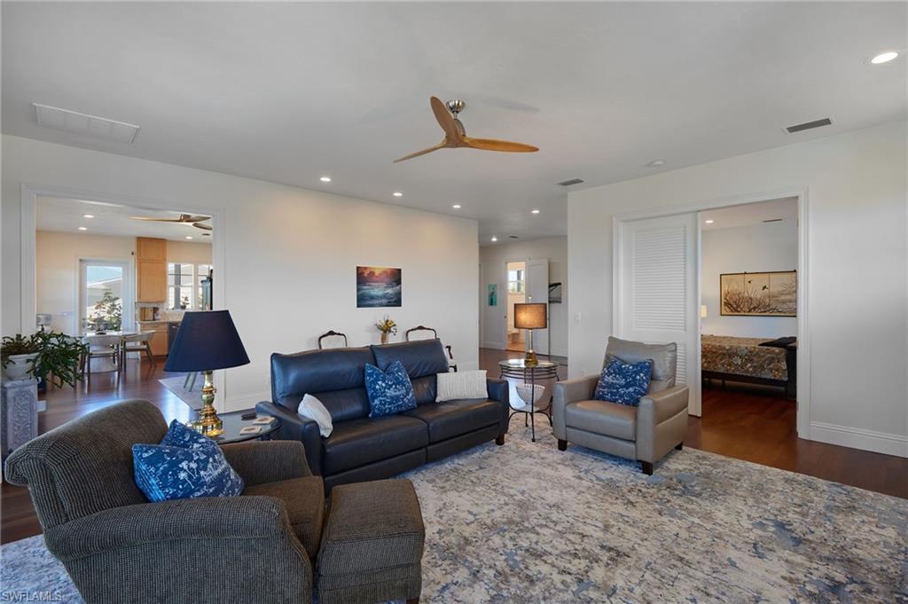 16247 Boyce Dr Property Photo 11