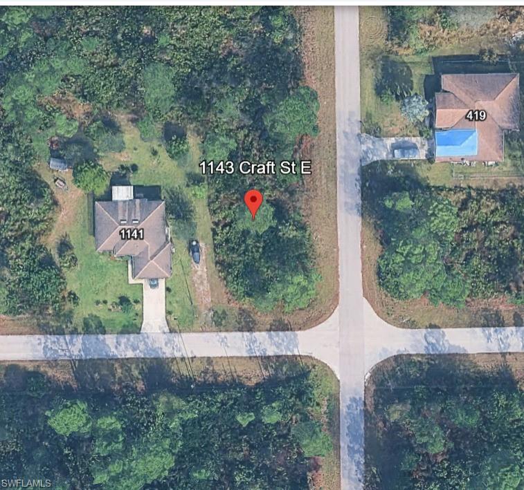 1143 Craft St E Property Photo 3