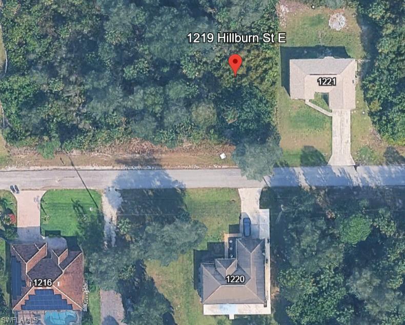 1219 Hillburn St E Property Photo 3
