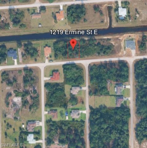 1219 Ermine St E Property Photo 1