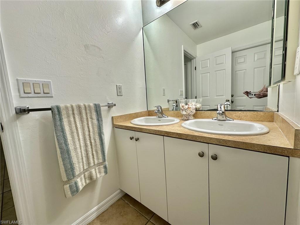 4317 Sw Santa Barbara Pl Property Photo 24