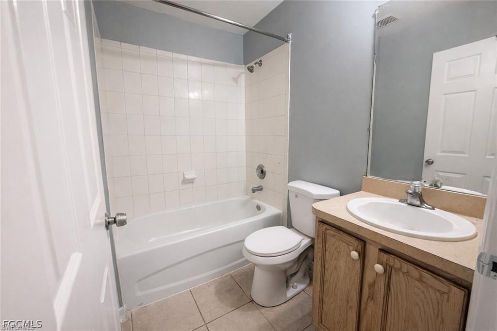 609/611 Hawthorne Ave S Property Photo 4