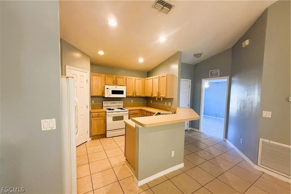 609/611 Hawthorne Ave S Property Photo 12