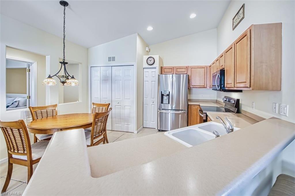 10135 Colonial Country Club Blvd 1202 Property Photo 12