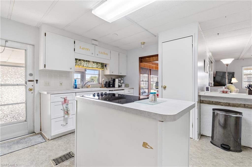 3373 Rainbow Ln Property Photo 13