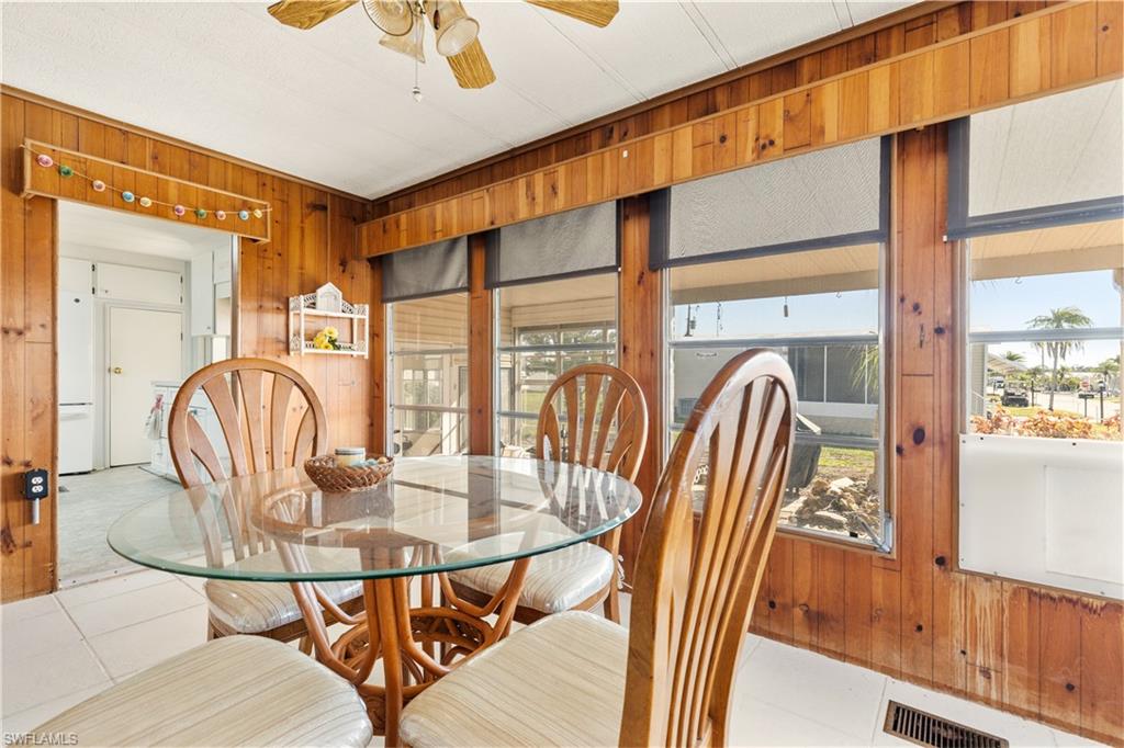 3373 Rainbow Ln Property Photo 17