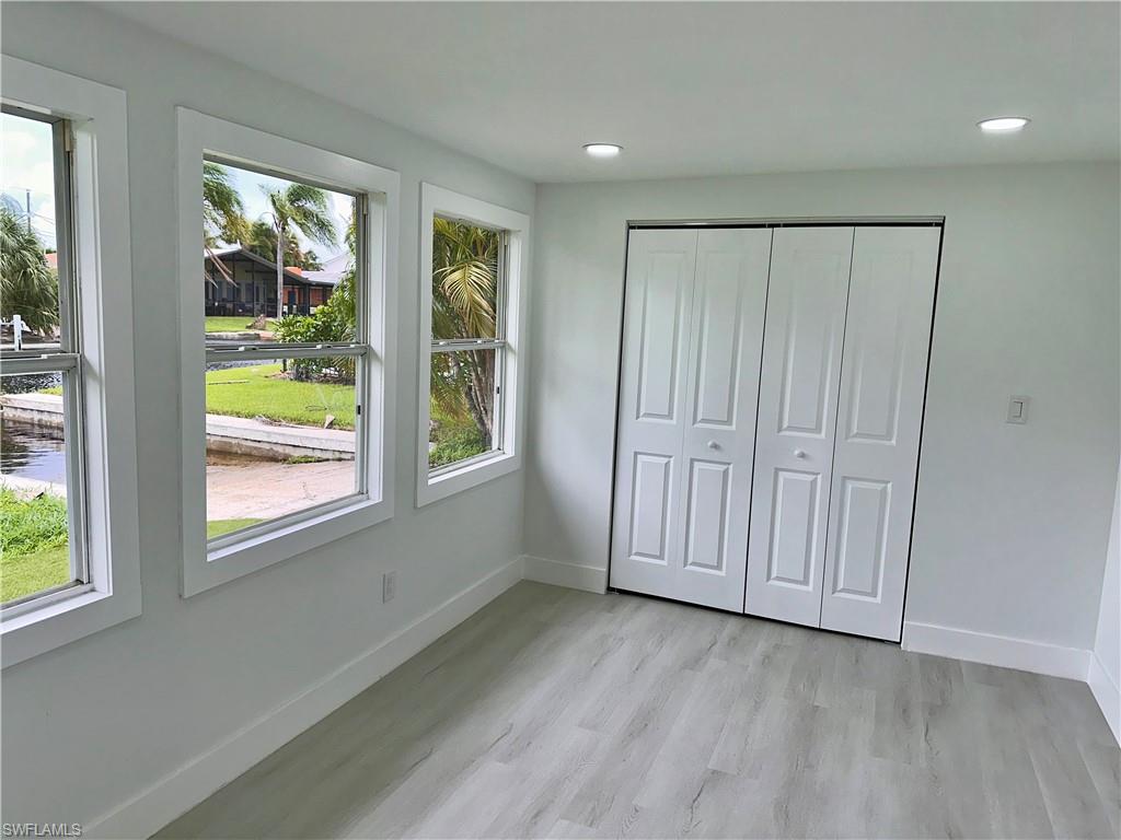 6187 Island Park Ct Property Photo 9