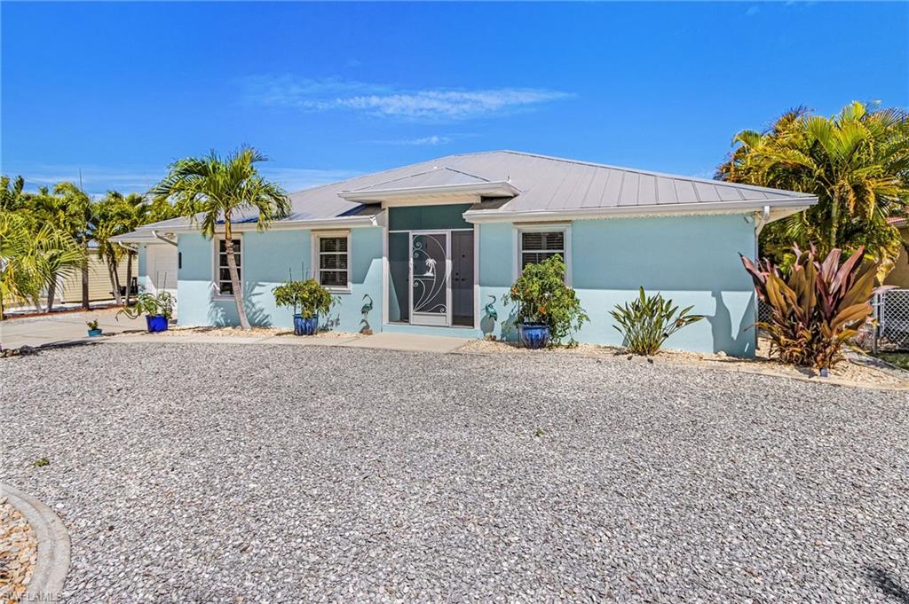 3778 Pinetree Dr Property Photo 4