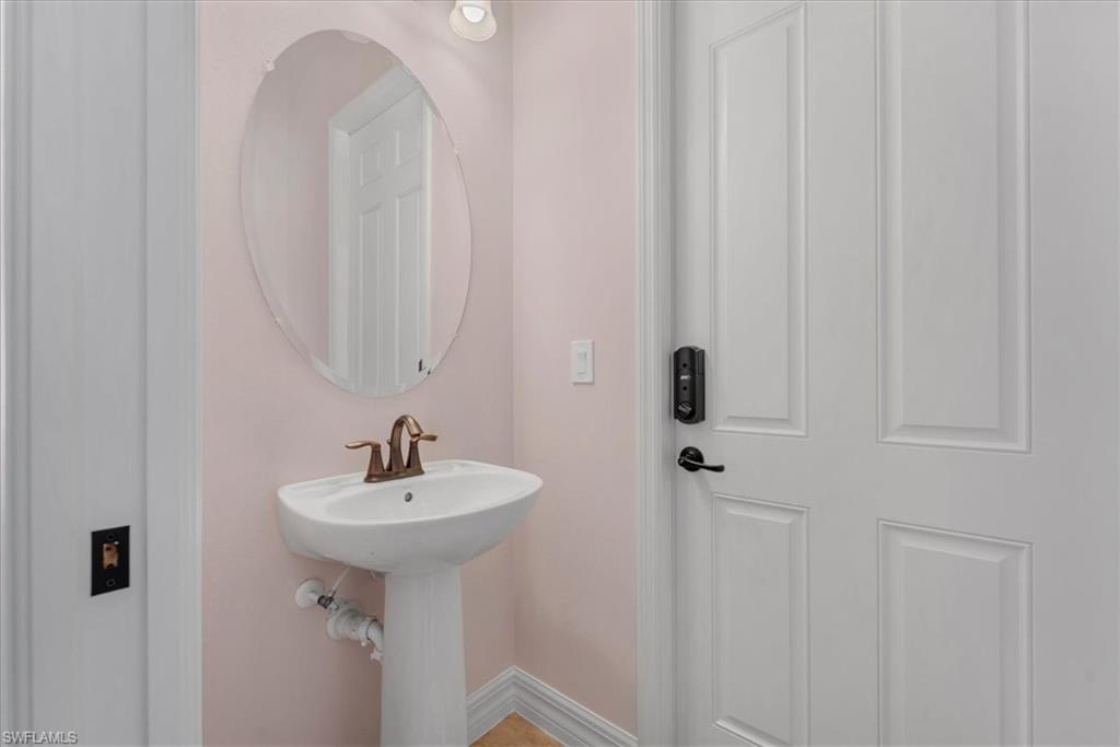 11015 Longwing Dr Property Photo 24