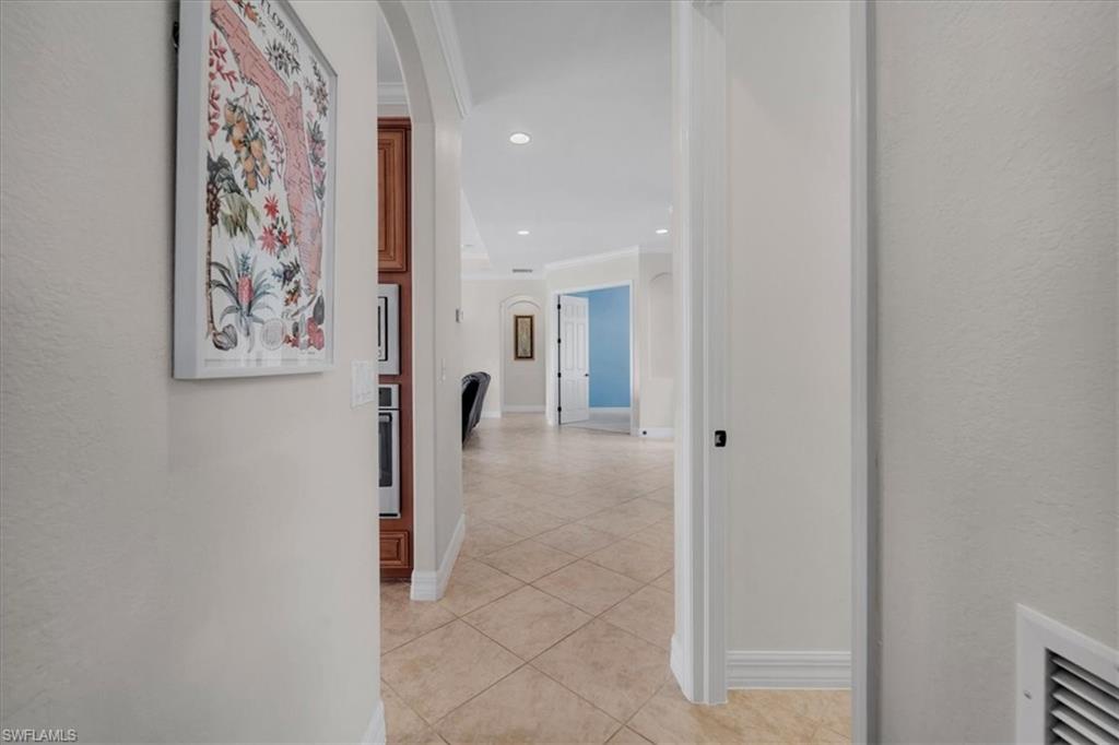 11015 Longwing Dr Property Photo 25