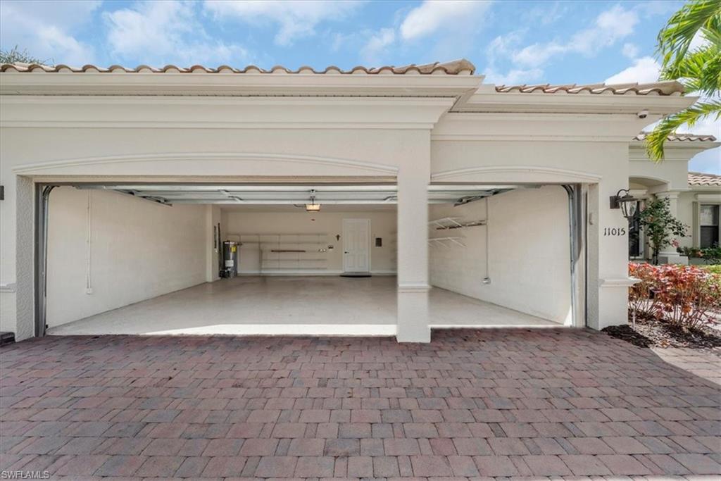 11015 Longwing Dr Property Photo 40