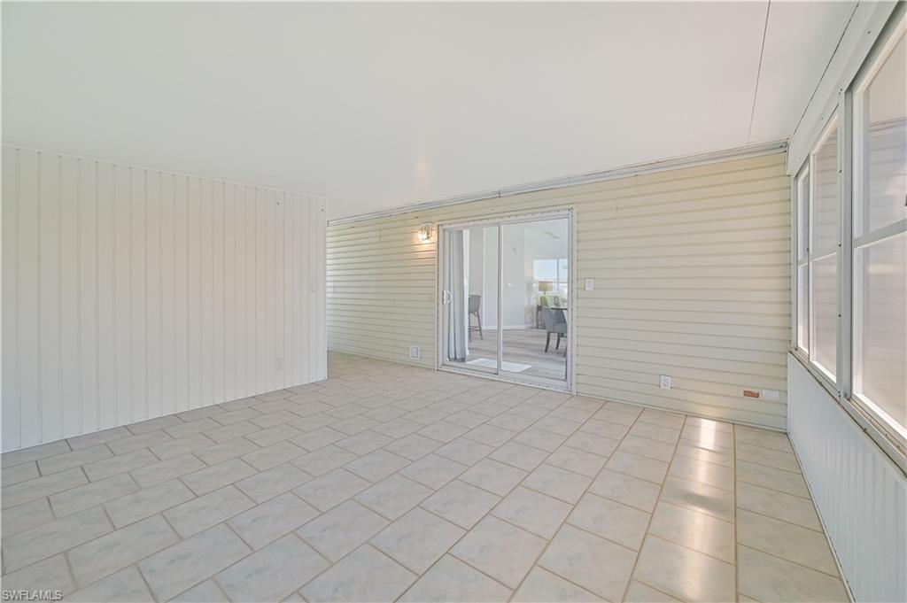 17501 Primrose Ct Property Photo 21