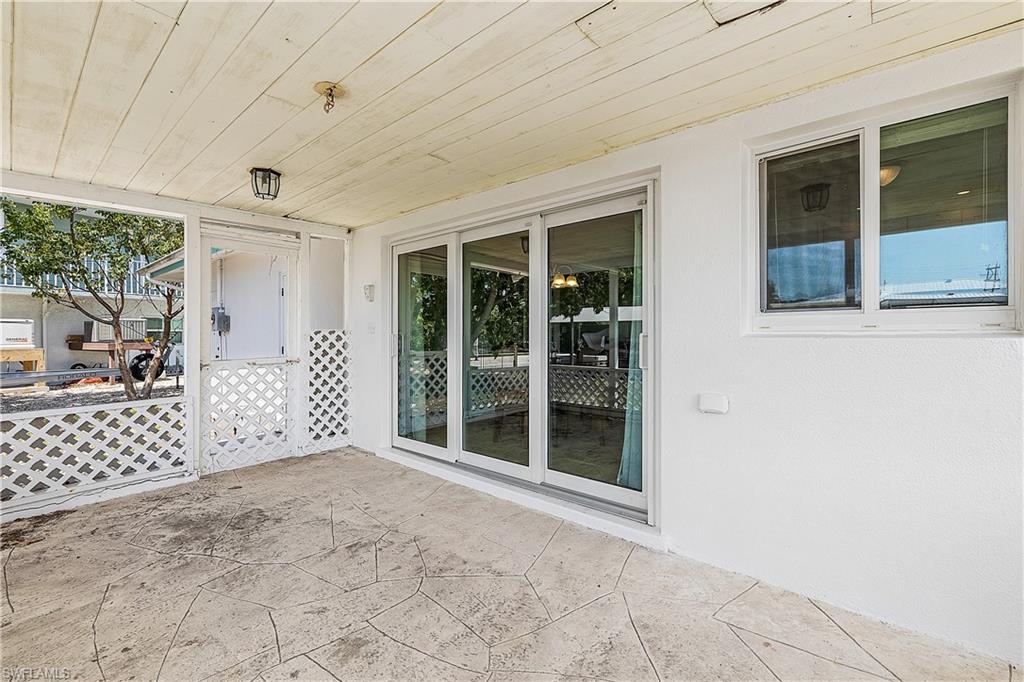 7815 Bocilla Ln Property Photo 24