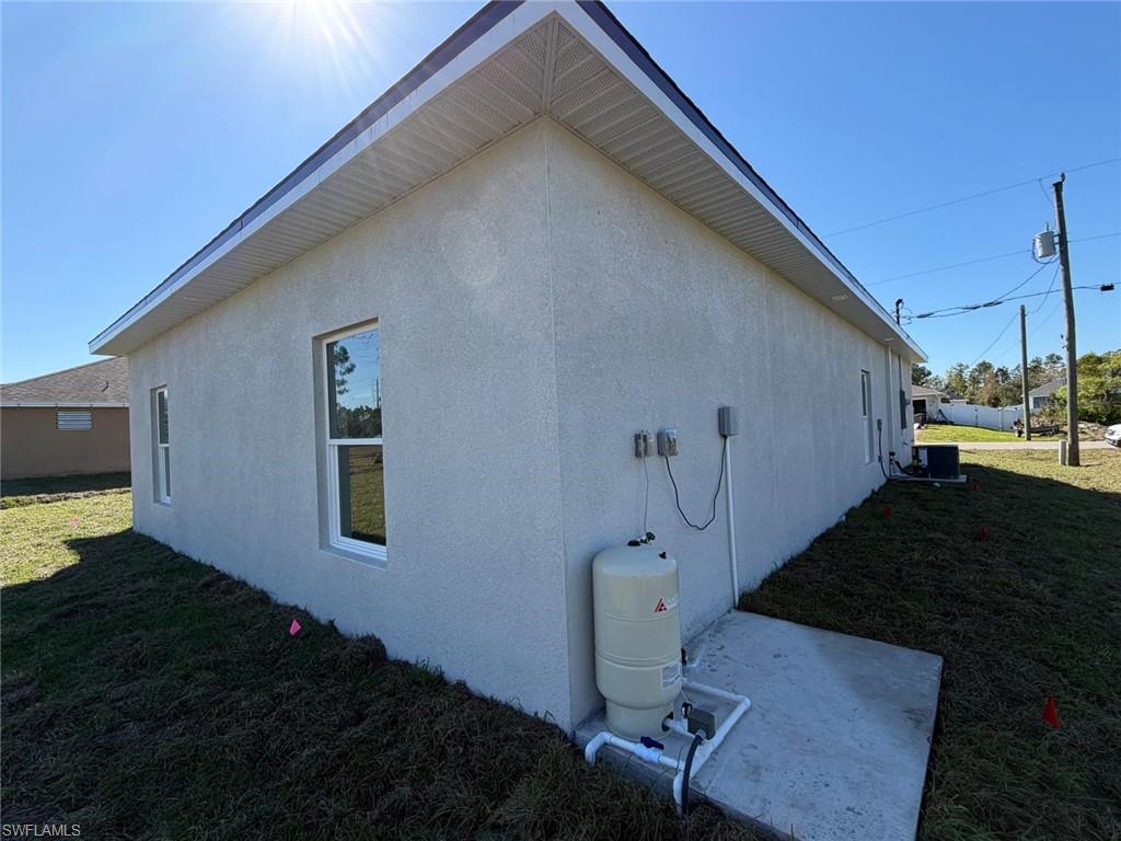 484 Westdale Ave Property Photo 30