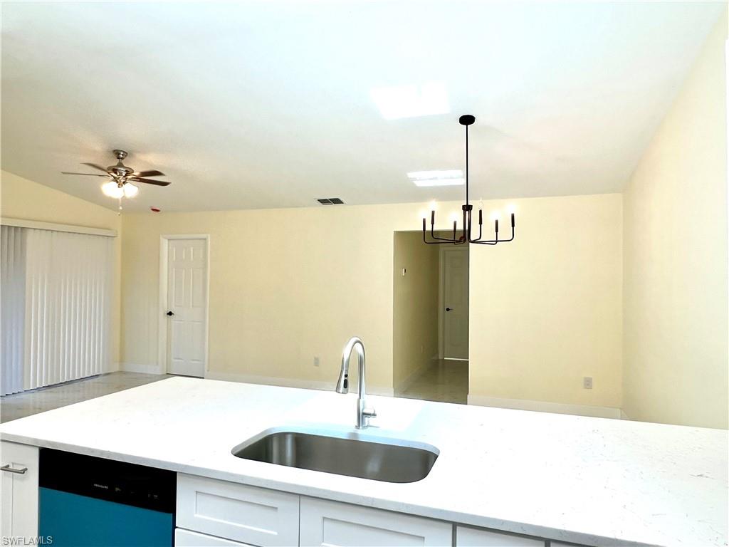 17503 Village Inlet Ct Property Photo 7